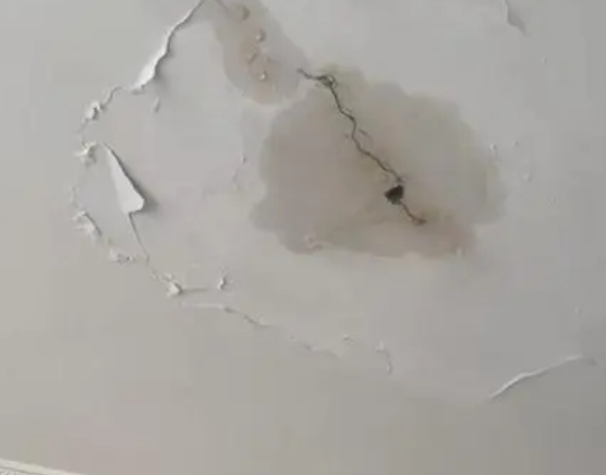 秦皇岛阳台漏水维修公司分享下屋面防水工程质量问题原因分析